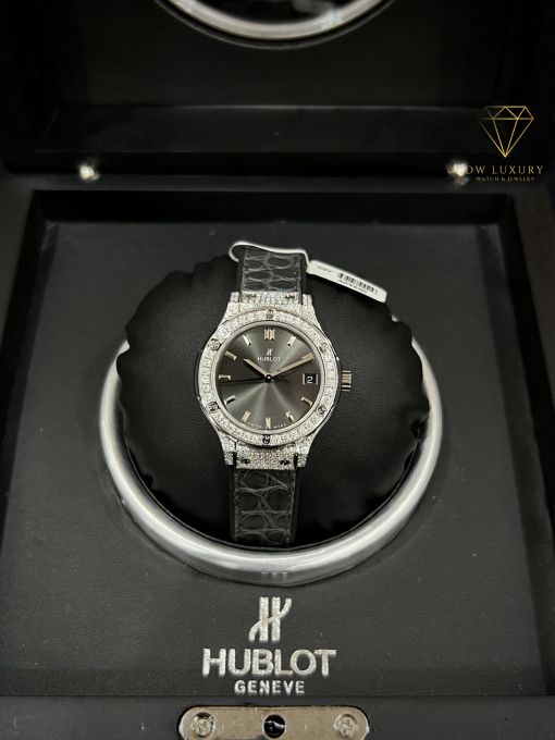 Đồng hồ HUBLOT Classic Fusion 33mm Black Dial Đính Kim Moissanite REP 1:1 